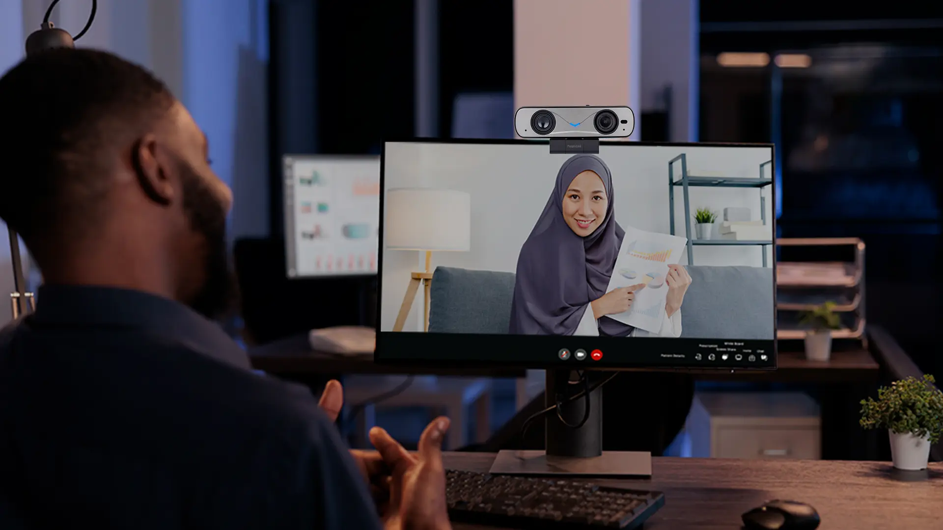 Look Your Best with 1080P Full HD Video